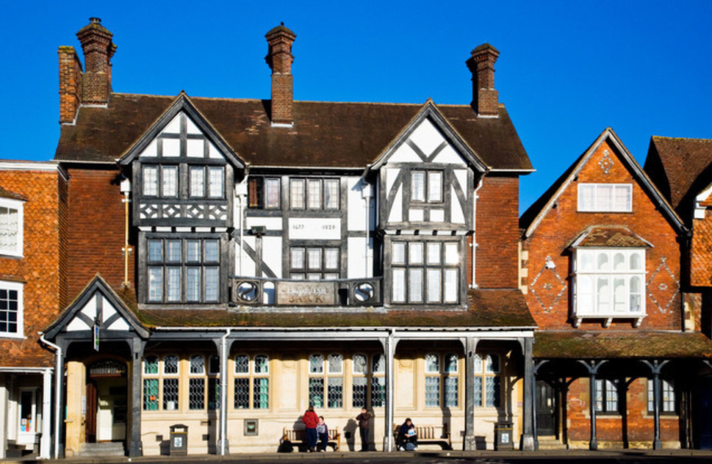 An image of Marlborough high street showing the a Lloyds banking building